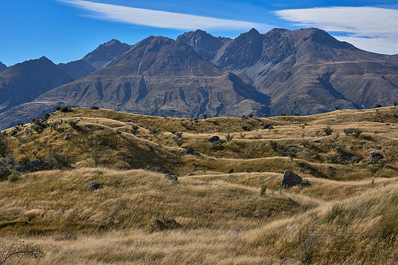 Rolling Hills & Mountains